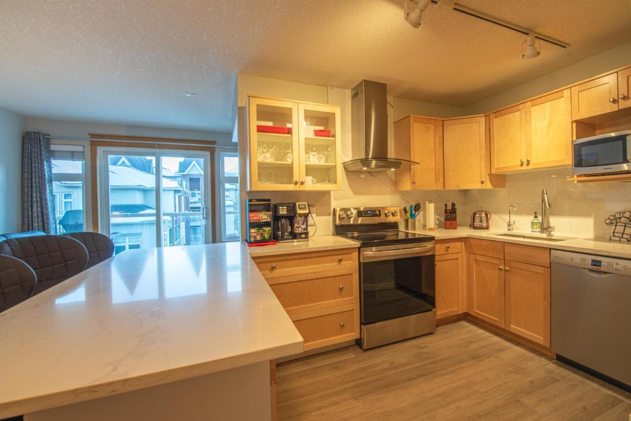 Mountain View 2 Bedroom - Wt Floor-401 Apartment Canmore